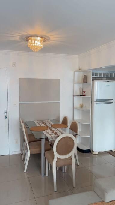 Apartamento Super Bem Localizado!