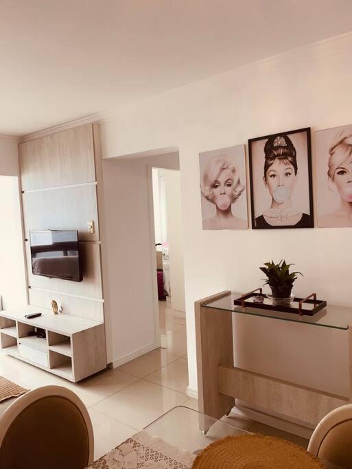 Apartamento Super Bem Localizado! *